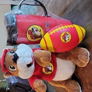 BUC'-,ee's bundle. New refillable 34 oz plastic mug. Beever and 7" football.